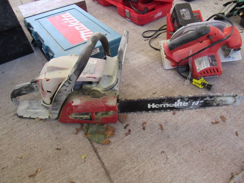 lot 1189 image: Homelite 14 Chain Saw