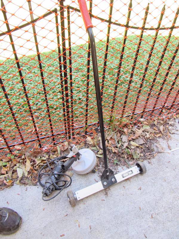 lot 1210 image: Rolling Magnet, Drain Cleaner, And Dremmel