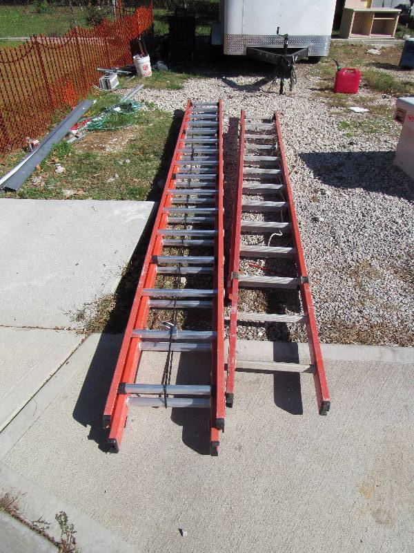 lot 1216 image: Pair Of Werner Fiberglass Extension Ladders