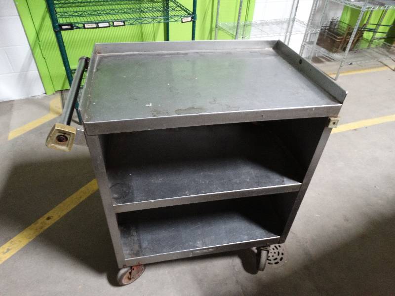 lot 116 image: Stainless steel bus cart on wheels