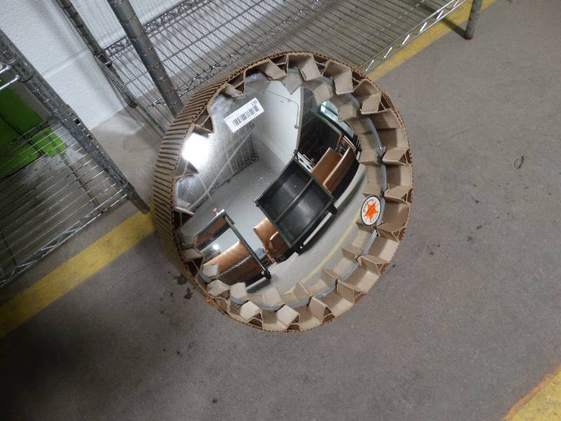 lot 130 image: New 17 security mirror