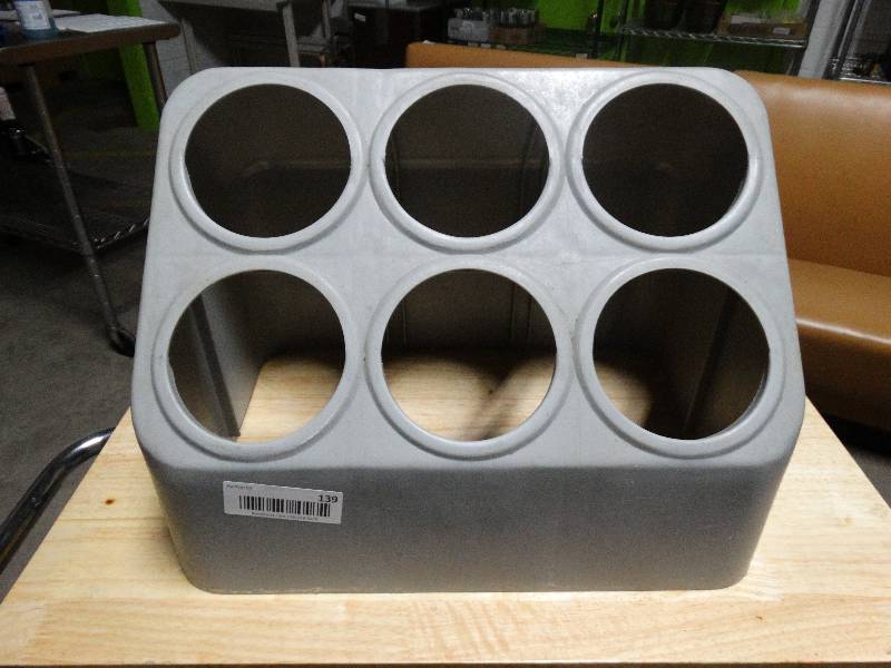 lot 139 image: Vollrath 6 hole silverware holder