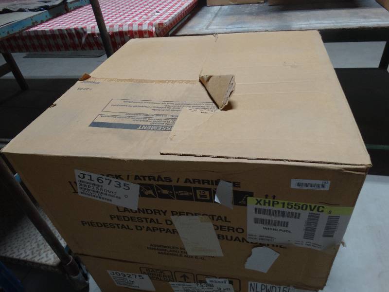 lot 182 image: Whirlpool laundry pedestal- New in box