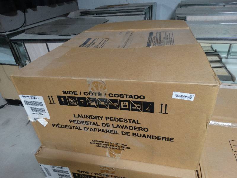 lot 183 image: Whirlpool laundry pedestal- New in box