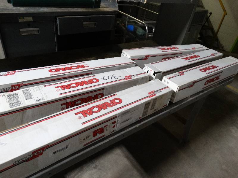 lot 198 image: 6 rolls of oracal vinyl for cutter