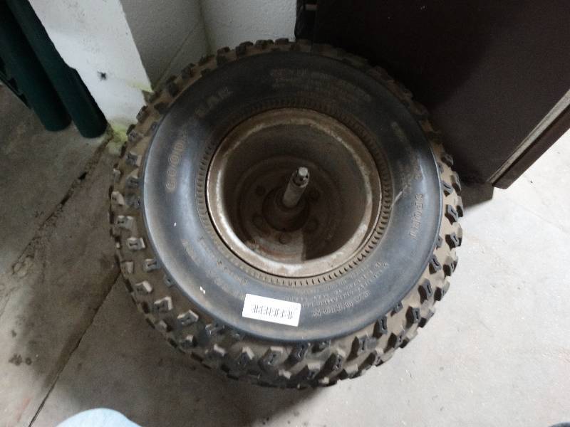 lot 228 image: Good Year 3 wheeler wheeltire