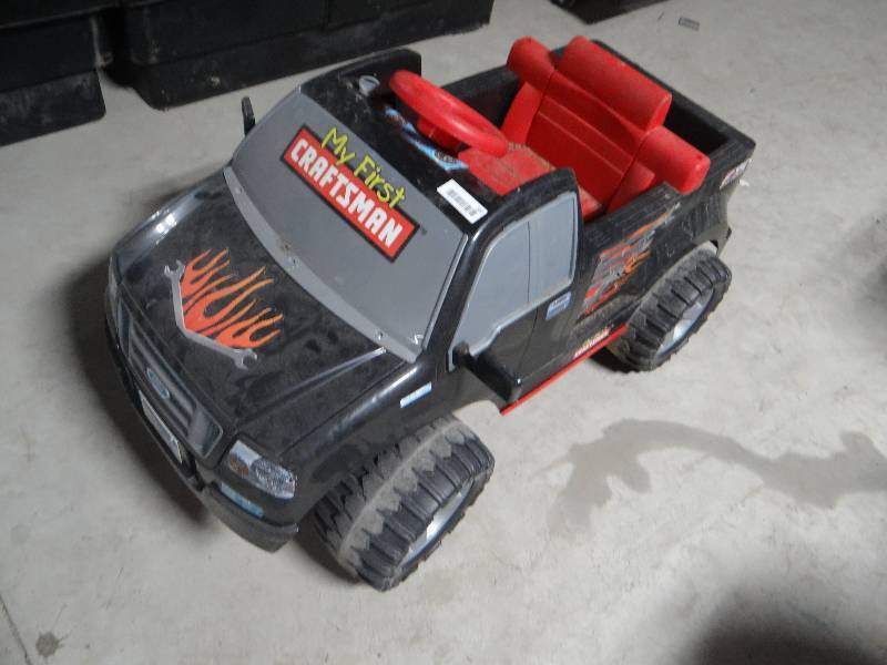 lot 260 image: Craftsman Ford Truck Power Wheels