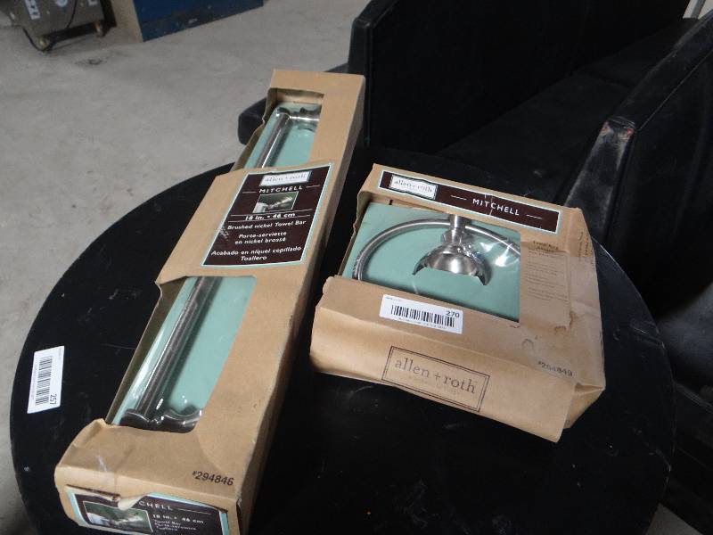 lot 270 image: Allen & Roth towel bar & towel ring- New in boxes.