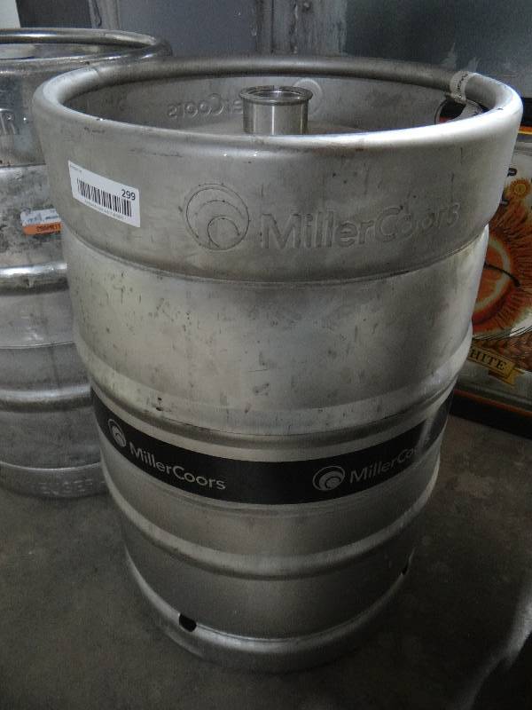 lot 299 image: Full size beer keg