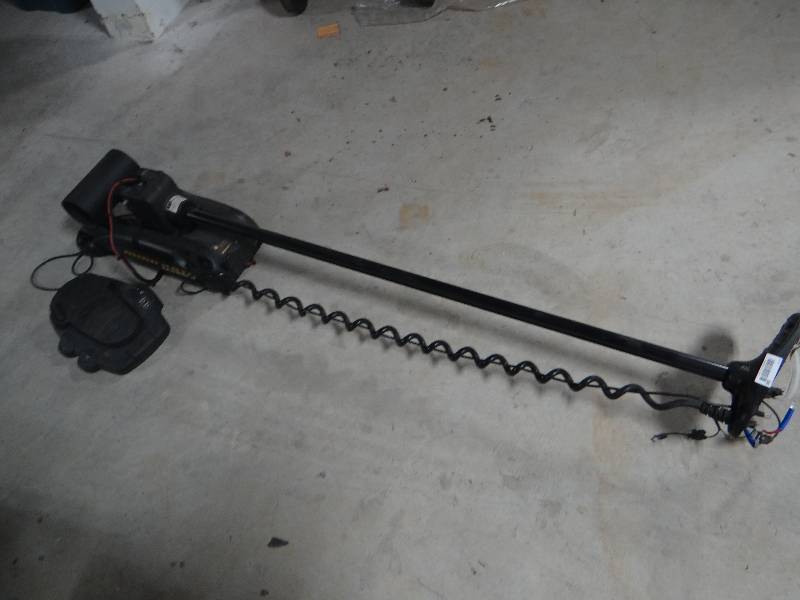 lot 306 image: Minn kota foot control trolling motor