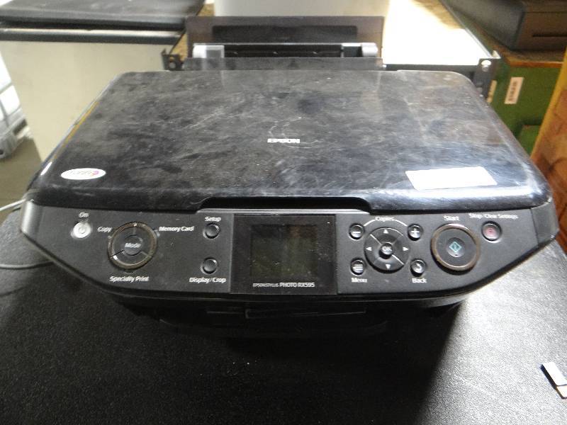 lot 352 image: Epson photo RX595 printer