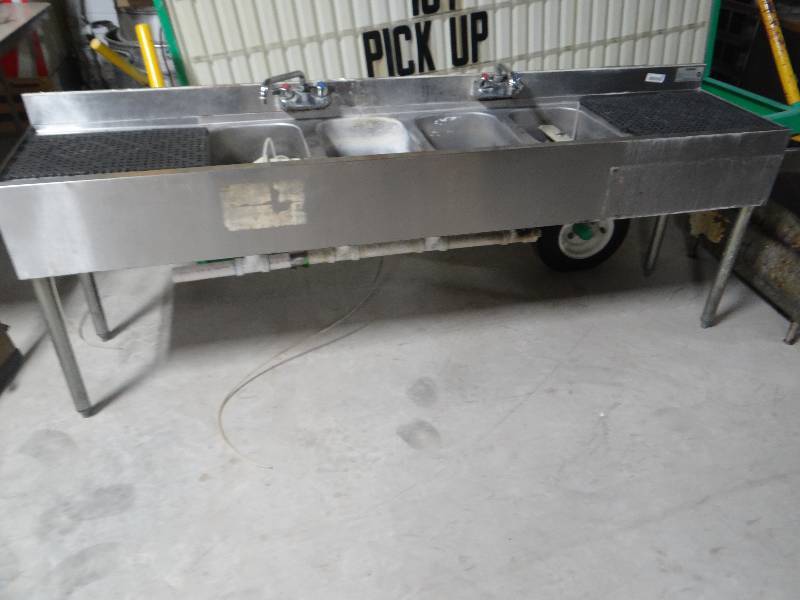 lot 359 image: Krowne 4 hole bar sink w 2 faucets & 2 drain boards