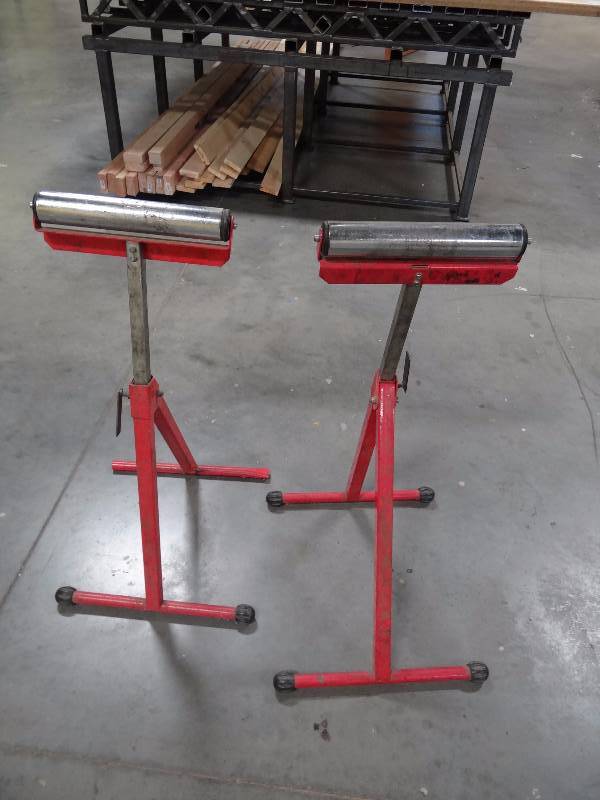 lot 5569 image: Pair Of Roller Stands