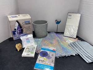 lot 44140 image: Fun Table for Celebration - placemats, vase, napkins, drink labels, decorations