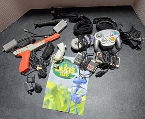 lot 44163 image: ORIGINAL Nintendo Controllers, Zapper and More