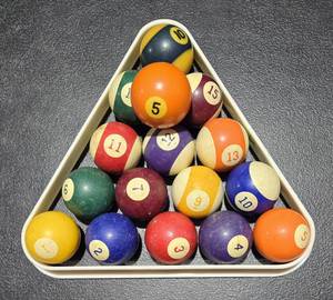 lot 44164 image: Vintage Random Pool BillardPool Balls plus Rack