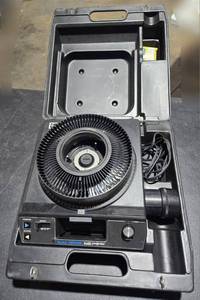 lot 44166 image: Kodak 4600 Slide Projector with Case