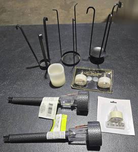 lot 44173 image: Solor Stake LightsCandle Light Items