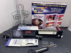 lot 44448 image: Towel Bars and Kitchen or Bathroom Sorters