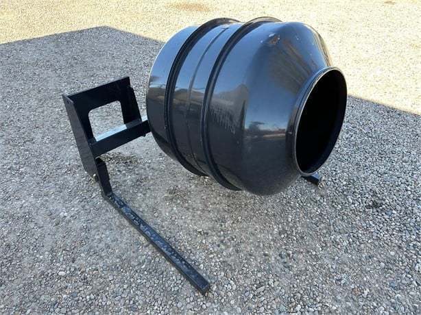 lot 2585 image: Unused Wolverine Skid Steer Concrete Mixer Roller  CMR-11-65V
