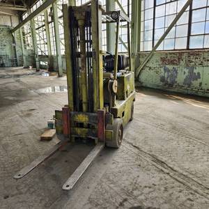 lot 60 image: Clark Forklift C300 - 50  1353 Hours
