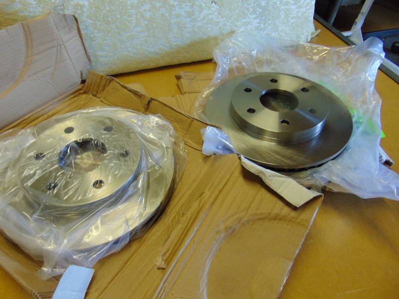 lot 4293 image: (1) pair Napa Premium Brake Rotors