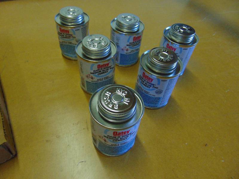 lot 4297 image: (6) ct. lot Oatey Rain-R-Shine Medium Blue PVC Cement