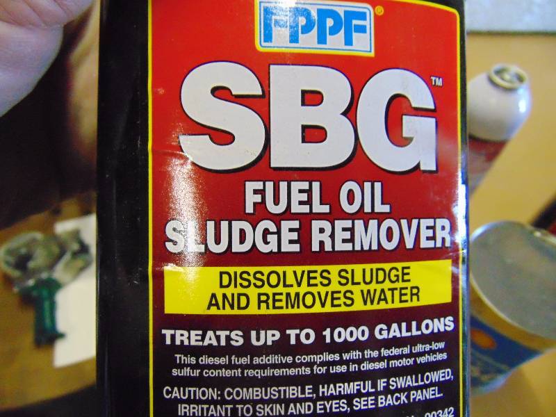 lot 4314 image: (3) ct. mixed lot (1) FppF SBG Fuel Sludge Remover (1) Aeroshell 560 Oil