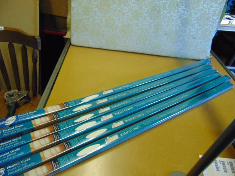 lot 4334 image: (6) ct. lot Redi-Shade, pleated shade, light filtering white, 48 x 72