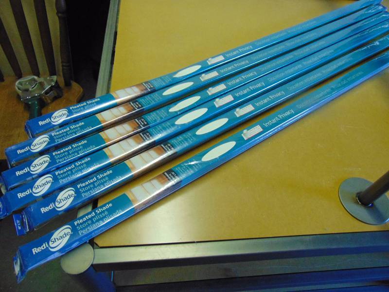 lot 4335 image: (6) ct. lot Redi-Shade, pleated shade, light filtering white, 48 x 72