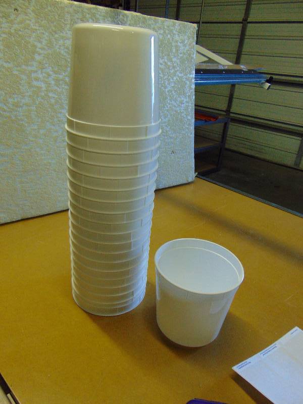 lot 4340 image: (20) ct. lot plastic Project buckets, microwave & dishwasher safe, great for mixing paint or grout 