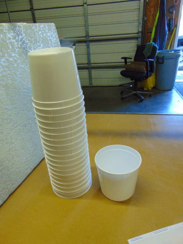 lot 4341 image: (20) ct. lot plastic Project buckets, microwave & dishwasher safe, great for mixing paint or grout 