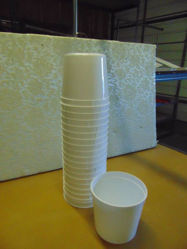 lot 4343 image: (20) ct. lot plastic Project buckets, microwave & dishwasher safe, great for mixing paint or grout 