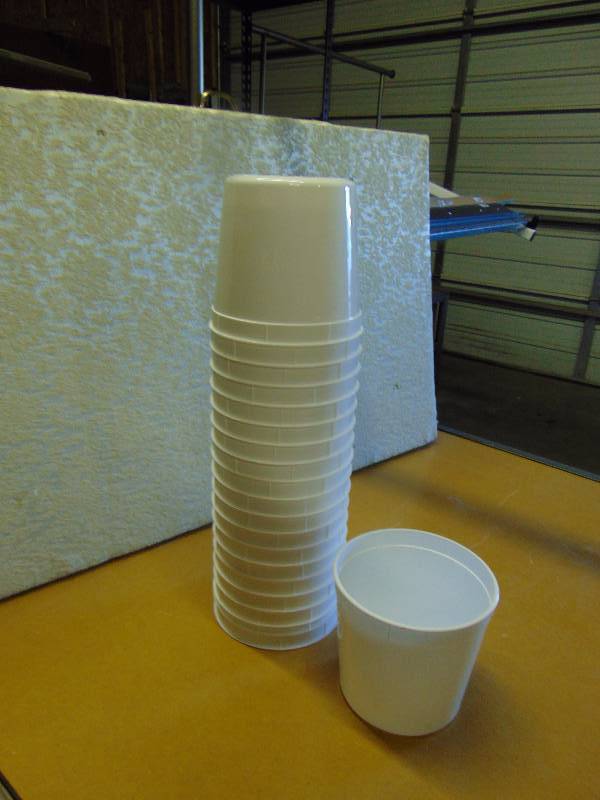 lot 4347 image: (20) ct. lot plastic Project buckets, microwave & dishwasher safe, great for mixing paint or grout 