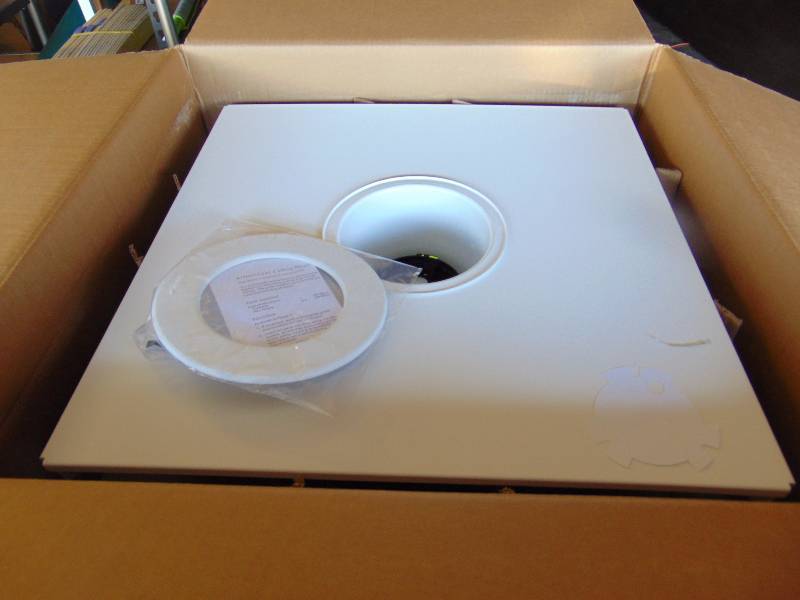 lot 4348 image: Speed Dome Ultra Ceiling Mount Light Fixture RH1U2X2M, 2 x 2