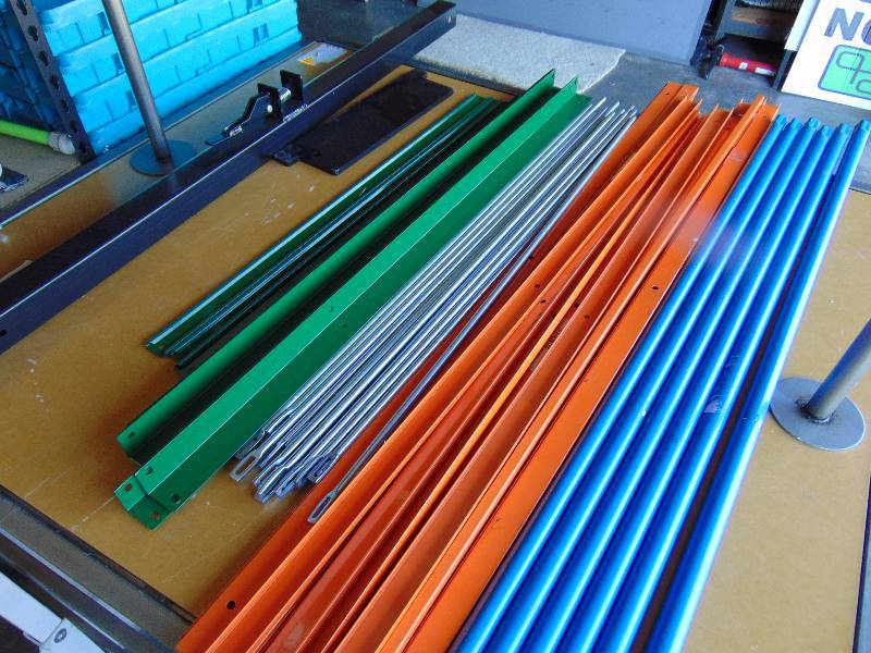 lot 4355 image: Large lot of metal, great for fabrication projects, over 30 pieces