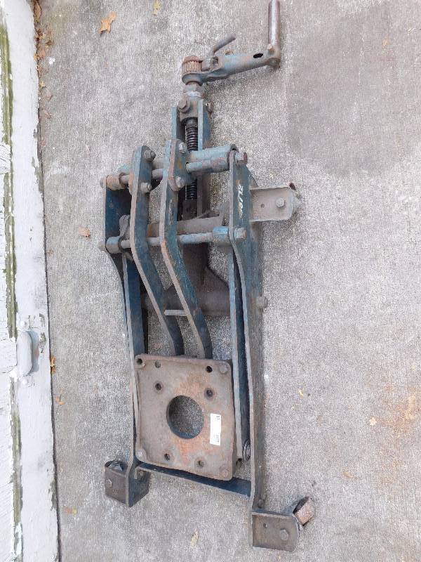 lot 19 image: Car Jack