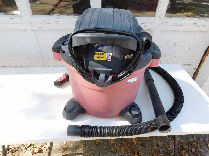 lot 148 image: Craftsman Shopvac