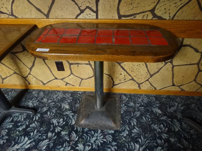lot 414 image: Small Oval heavy table with metal base.