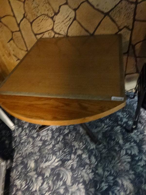 lot 427 image: Square table with metal base and drop leafs.