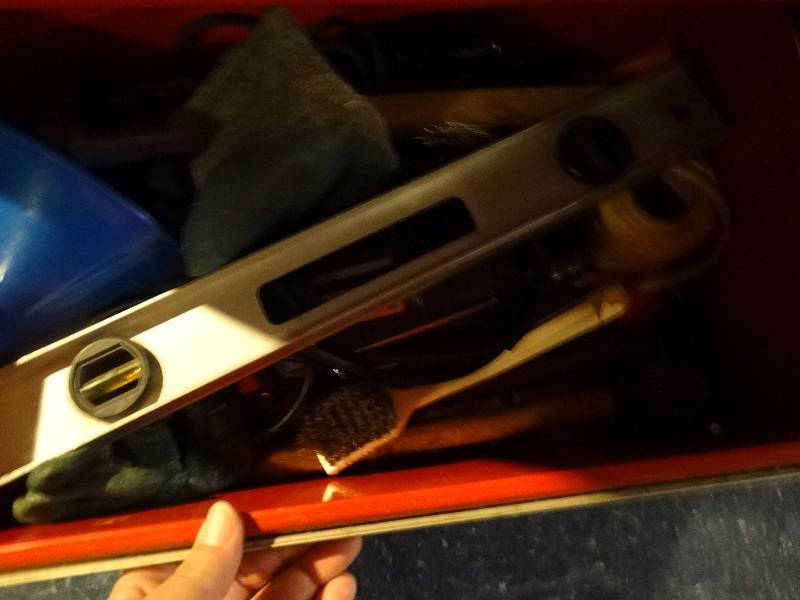 lot 470 image: 2 drawer contents. drill, level, funnel, etc.