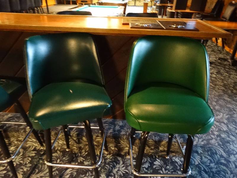 lot 481 image: 2 swivel barstools with back rest.