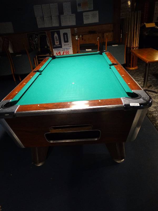 lot 492 image: Valley coin op bar size pool table- slate top