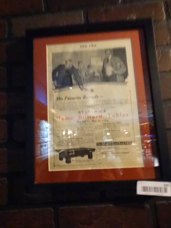 lot 505 image: Hanging wall art.