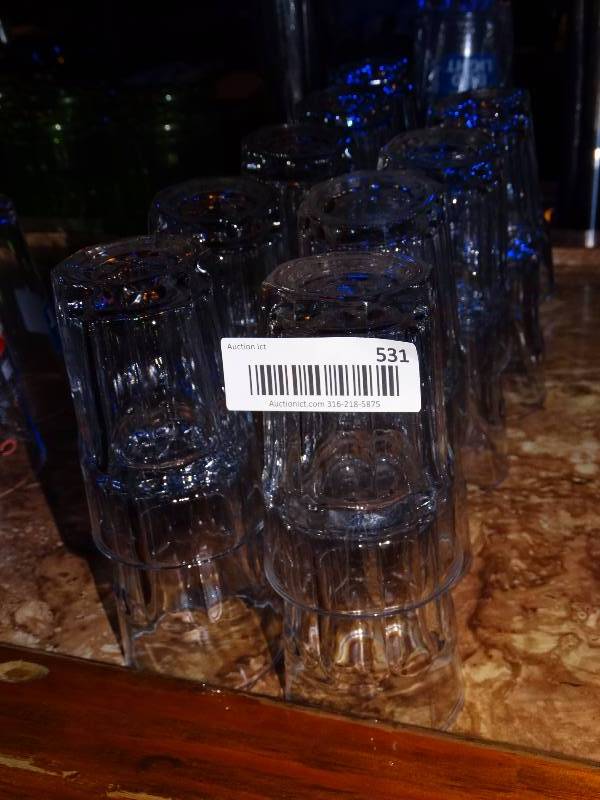 lot 531 image: Lot of glass cups.