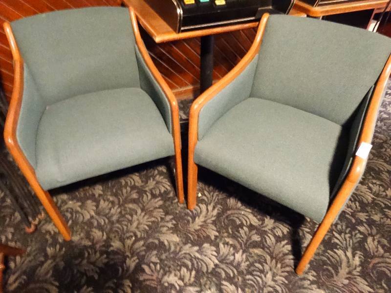 lot 566 image: 2 nice club chairs