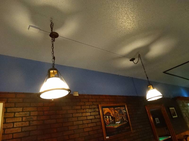 lot 584 image: 2 hanging light fixtures
