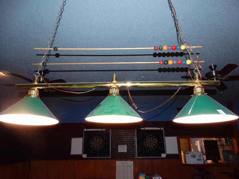 lot 595 image: 3 light hanging pool table light