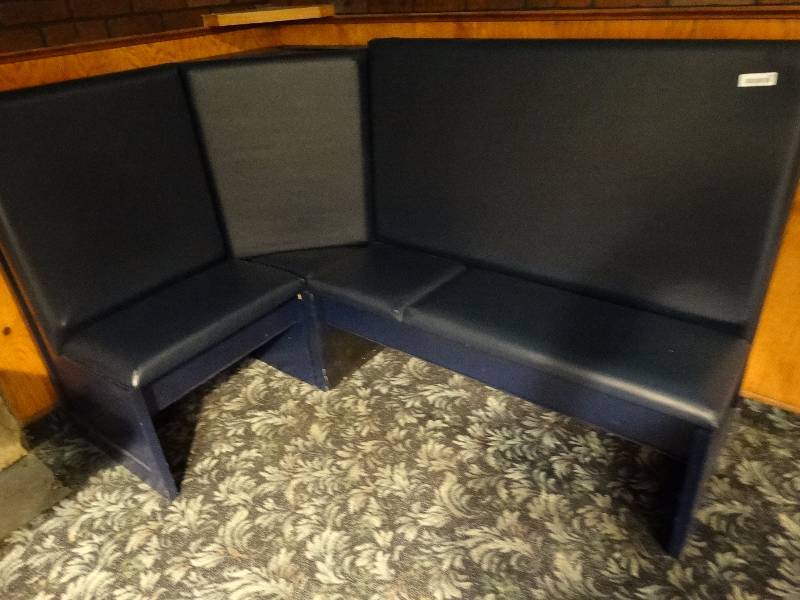 lot 601 image: Corner booth seat- Very nice