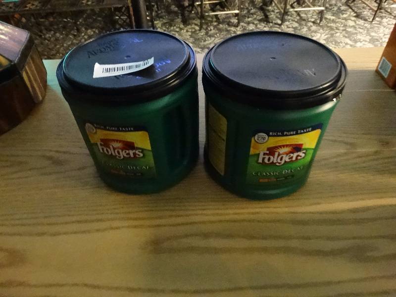 lot 617 image: 1 12 Folgers classic decaf coffee.